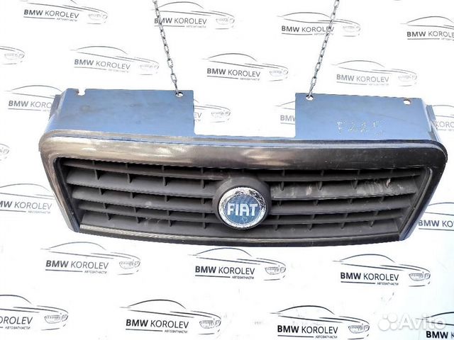 Решетка радиатора (бежевая) Fiat Doblo