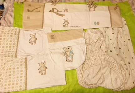 Двойной набор Bear’s friends Mothercare для люльки