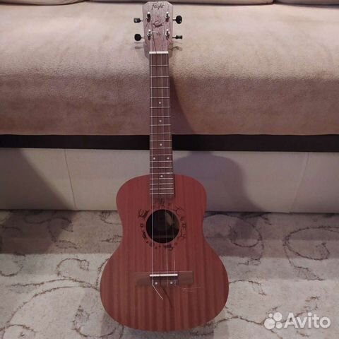 Укулеле тенор flight