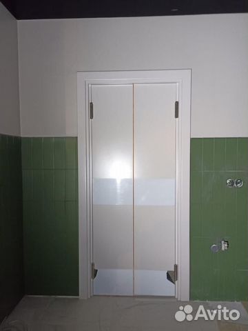 Дверь маятниковая (барная)