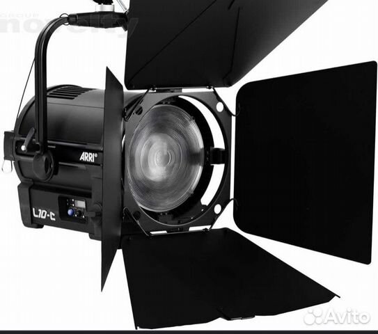 Светодиодный осветитель Arri l-10c