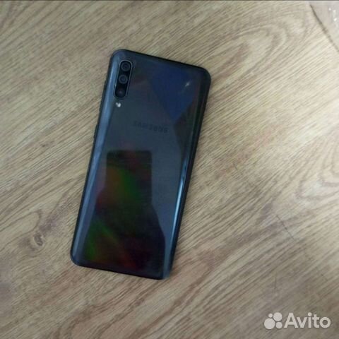 Мобильные телефоны samsung Galaxy a50