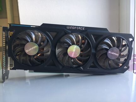 R9 280 3gb: R9 270x 2gb:gtx 560ti 1gb