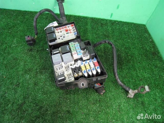 Блок предохранителей Ford Focus 2 (CB4) 2008