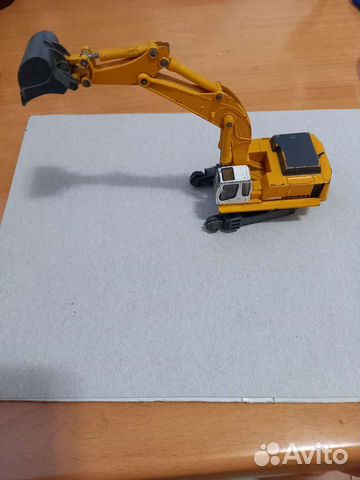 Модель экскаватора Liebherr