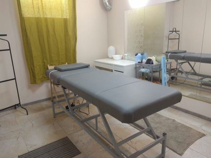 Массажная кушетка с электроприводом