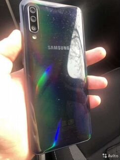 Телефон Samsung galaxy а50