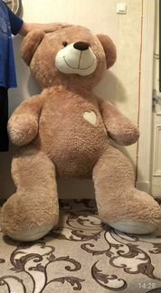 Плюшевый медведь. Большой мишка. Мягкая игрушка