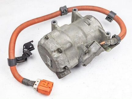 Компрессор кондиционера Toyota Prius