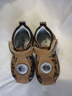 Сандалии детские