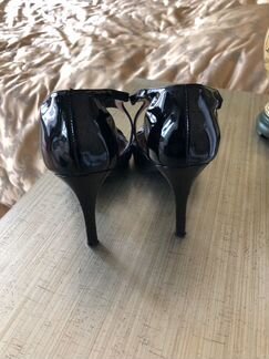 Туфли черные лаковые Bruno Frisoni