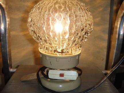 Светильник СССР, высота 19 см, рабочий