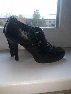 Ботильоны 2 пары цена за обе