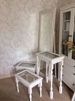 Зеркало и тумбы (подставки под цветы или декоратив