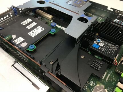 Dell R630 8SFF 2x E5-2640v3 32 GB