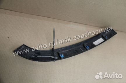 Молдинг двери правый задний Jeep Grand Cherokee (W