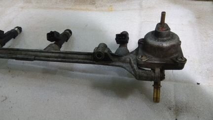 Рейка топливная на газ Волга 31105. Разборка