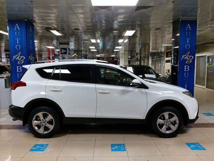 Toyota RAV4 2.0 CVT, 2015, 236 150 км