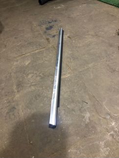 Молдинг стекла передний левый Mercedes-Benz