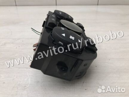 Блок управления климат-контролем Nissan Tiida C11