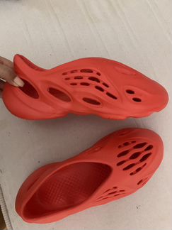 Кроксы adidas yeezy 42-43