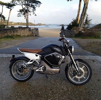 Электомотоцикл Super Soco TC 1550W бежевый