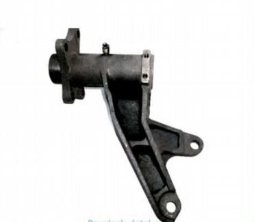 Кронштейн передний тормозной камеры левый 6520-350