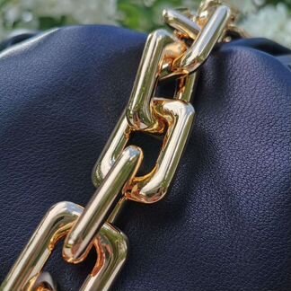 Сумка пельмень Bottega Veneta