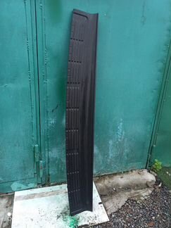 Накладка заднего бампера Toyota Land Cruiser 200