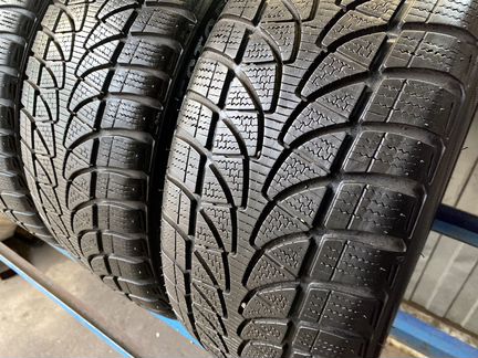 Комплект 215/50R17 Bridgestone Blizzak LM-32