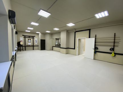 Аренда спортивного зала для единоборств и йоги