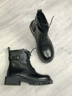 Осенние кожаные ботинки