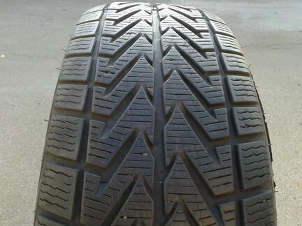 Шины бу 225/55 R18 Vredestein зима