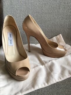Туфли jimmy choo бежевые лаковые с открытым носом