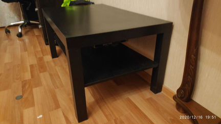 Столик журнальный