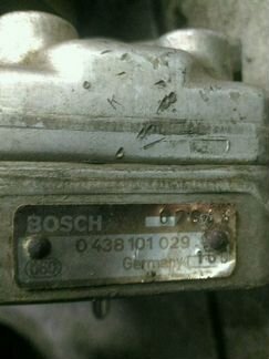 Дозатор топлива Ауди VW 2.0-2.3л 0438101029