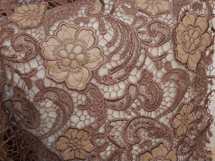 Кружевная ткань на юбку