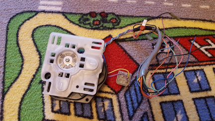 Мотор левого зеркала на Теану j32