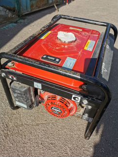 Бензиновый генератор