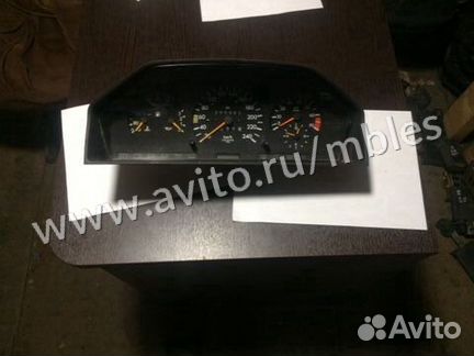 Mercedes W124 Панель приборов