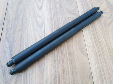 Амортизаторы крышки багажника Mercedes X164 GL