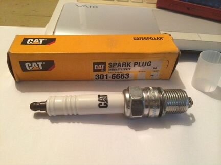 Свеча зажигания CAT 301-6663/194-8518/146 Новая