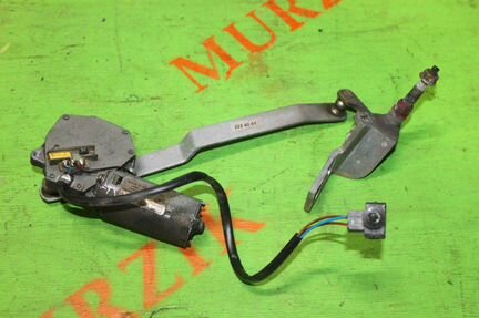 Механизм стеклоочистителя задний левый Mercedes