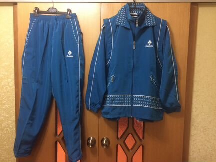 Спортивный костюм