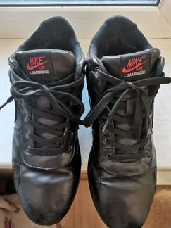 Зимние кроссовки на мальчика