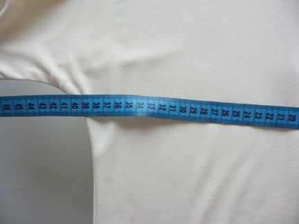 Новая белая водолазка из вискозы Twin-set оригинал