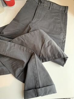 Чиносы Uniqlo
