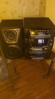 Музыкальный центр с 2 колонками