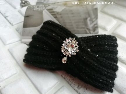 Повязка на голову с брошью