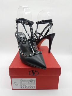 Туфли Valentino Garavani Rockstud с шипами